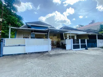 JUAL CEPAT! RUMAH CANTIK & MURAH DI MAGUWOHARJO, DEKAT LOTTE MART