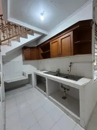 Jual Cepat Rumah Bagus 2 Lt Belakang Mall Kelapa Gading
