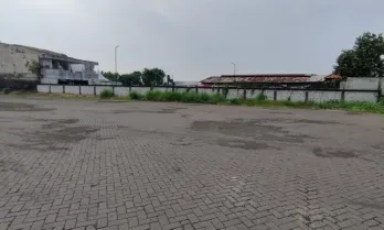 Jual Gudang Sangat Luas di Raya Taman Kab Sidoarjo Strategis
