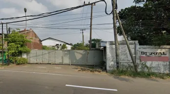 Jual Gudang Sangat Luas di Raya Taman Kab