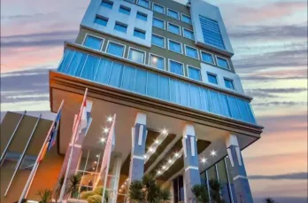 Jual Hotel Mewah Aktif di Area Podosugih Kota Pekalongan