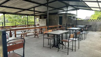 Jual Kafe Resto Full Furnished Baturan Colomadu Karanganyar