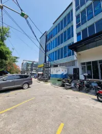 Jual Kantor Gedung Strategis di Daerah Pluit Jakarta Utara