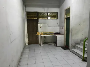 Jual Ruko 3,5 Tingkat di Komplek Graha Metropolitan - Medan