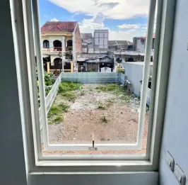 Jual Ruko Kosong 3 Lantai di Raya Merr Semampir Surabaya