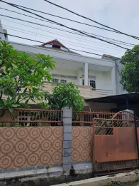 Jual Rumah 2 Lantai Shm Kawasan Kebak Arum Surabaya Strategis