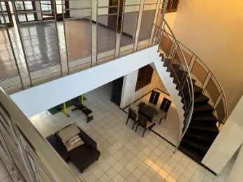 Jual Rumah Bagus Luas 2 Lantai di Kutisari Indah Utara Surabaya