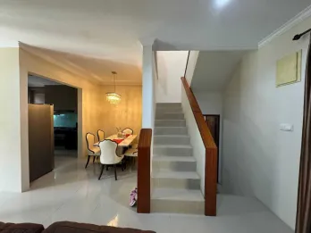 Jual Rumah Hadap Utara 2 Lantai 2 Kamar Muka Kuning Batam Kepulauan Riau