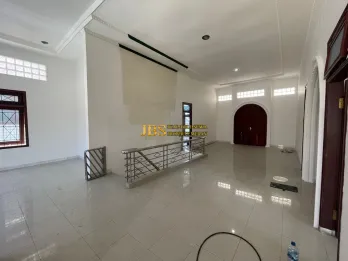 Jual Rumah Hook Siap Huni di Komplek Citra Wisata