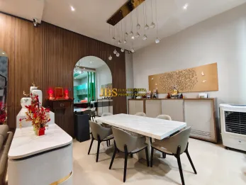 Jual Rumah Kondisi Siap Huni Furnish di Komplek