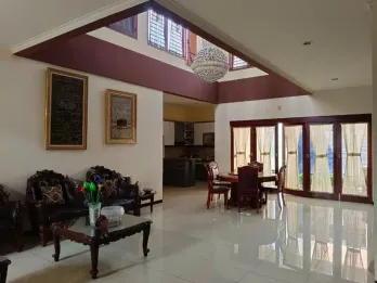 Jual Rumah Mewah Kawasan Perum Kemang Pratama Kota Bekasi