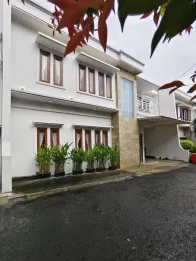 Jual Rumah Minimalis Area Komplek Kebagusan Townhouse Jakarta Selatan
