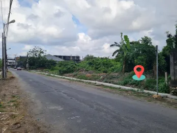 Jual Tanah Strategis dekat Pantai Seminyak di Kuta Bali Shm