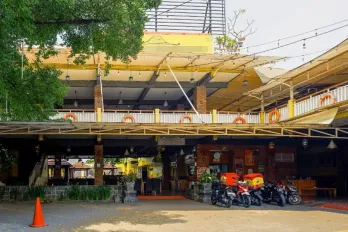 Jual Tempat Usaha Resto Café di Jalan Tole Iskandar Kota Depok