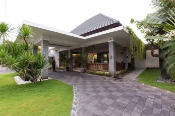 Jual Villa Aktif Bagus Mewah di Jalan Yudistira Badung Bali