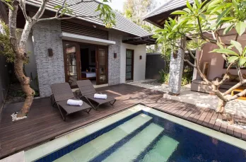 Jual Villa Aktif Bagus Mewah di Jalan Yudistira Badung Bali