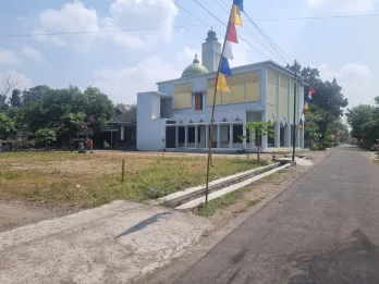 KAVLINGAN TERMURAH SHM PEKARANGAN DI KALASAN