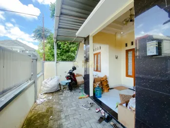 RUMAH 2 LANTAI DALAM RINGROAD STRATEGIS 800JT