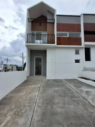 RUMAH 2 LANTAI DEKAT EXIT TOL MALANG - HARGA 478 JUTAAN