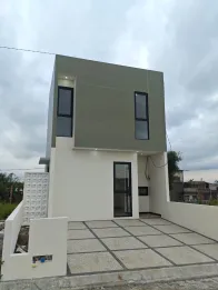 RUMAH 2 LANTAI LOKASI DEKAT SUKUN