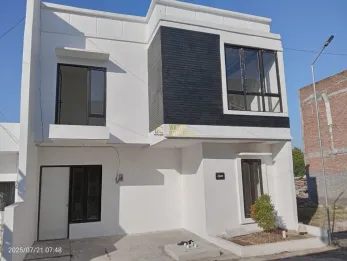 RUMAH BARU 2 LANTAI DI MAGUWO SLEMAN – DEKAT