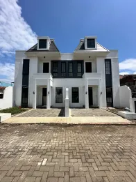 RUMAH BARU AMERIICA CLASSIC FULL FURNISH DI KOTA MALANG - HARGA 900 JT