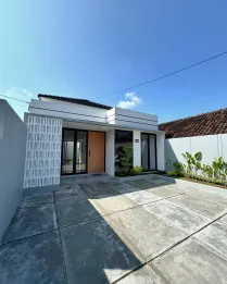 RUMAH BARU MODERN DI TRIDADI SLEMAN – DEKAT SLEMAN CITY HALL!