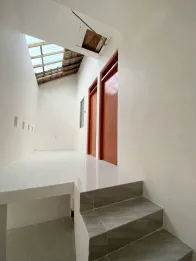 RUMAH BARU SIAP HUNI LOKASI DI SAWOJAJAR 1