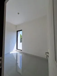 RUMAH BARU SIAP HUNI LOKASI SULFAT MALANG