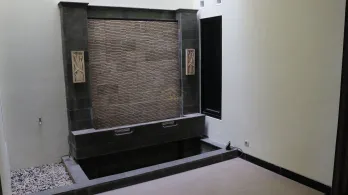 RUMAH CANTIK HADAP SELATAN DI SLEMAN – DEKAT TEMPAT IBADAH & SEKOLAH