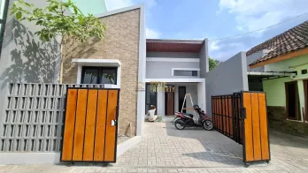 RUMAH CANTIK SIAP HUNI, DEKAT SINDU KUSUMA EDU PARK