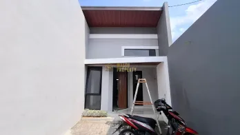 RUMAH CANTIK SIAP HUNI, DEKAT SINDU KUSUMA EDU PARK