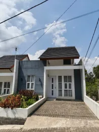 RUMAH CLUSTER ALA JAPANESE TROPIS