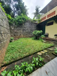 RUMAH DI CIBUBUR, HARGA NEGO CEPAT