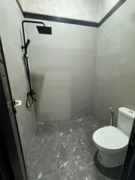 RUMAH EKSKLUSIF DI LOKASI PREMIUM DAPAT FREE PAGAR DAN KANOPI