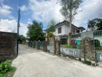 RUMAH MEWAH + HOMESTAY 500 METER DARI RINGROAD UTARA – LOKASI PREMIUM!