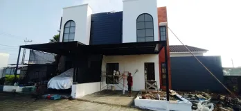 RUMAH MEWAH DESAIN ALA EROPA 2 LANTAI FREE KANOPI - HARGA 390 JUTA
