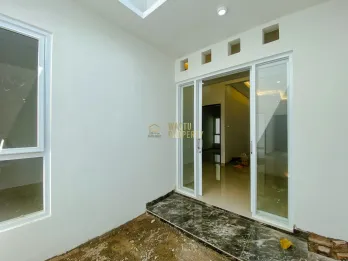 RUMAH MINIMALIS MODERN DAPAT LOKASI STRATEGIS DEKAT KAMPUS