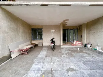 RUMAH MODERN 2 LANTAI DEKAT KULINER FAVORIT DI MINOMARTANI