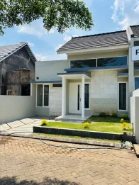 RUMAH MODERN BISA INHOUSE 1 TAHUN - HARGA HANYA 320 JUTA