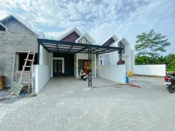 RUMAH MODERN DAPAT AKSES MUDAH DEKAT KAMPUS ISI YOGYA