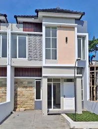 RUMAH MODERN DEKAT ALUN ALUN KOTA - HARGA 668 JUTA