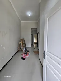 RUMAH MODERN DI KARANGPLOSO - HARGA 388 JUTA