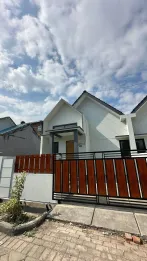 RUMAH MODERN MURAH DEKAT SMKN 9 MALANG KOTA