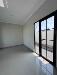 RUMAH MODERN MURAH DEKAT SMKN 9 MALANG KOTA