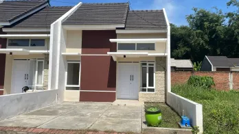 RUMAH MODERN MURAH MINIMALIS DEKAT SMKN 9 MALANG KOTA
