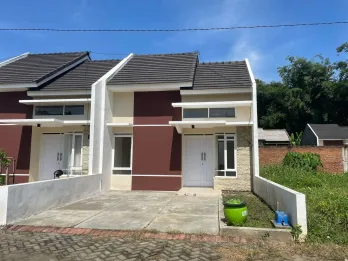 RUMAH MODERN MURAH MINIMALIS DEKAT SMKN 9 MALANG KOTA