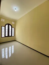 RUMAH SECOND MEWAH DI CANDI MENDUT - HARGA 1,850M