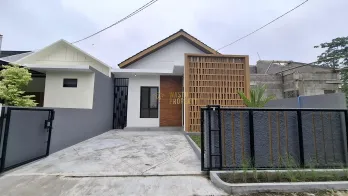 RUMAH SIAP HUNI DESAIN MINIMALIS DI NGAGLIK SLEMAN – LOKASI STRATEGIS!