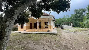 RUMAH SIAP HUNI, TANAH LUAS, DEKAT SATE PAK BONG, BANTUL
